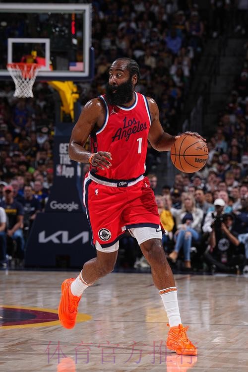 船记:36分是哈登生涯单场未命中任何三分所得到的最高分 船记:36分是哈登生涯单场未命中任何三分所得到的最高分